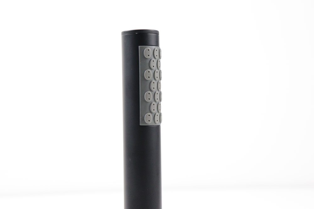 Doccia tonda in ABS NERO OPACO, a getto fisso, diametro 28mm - BagnoPro