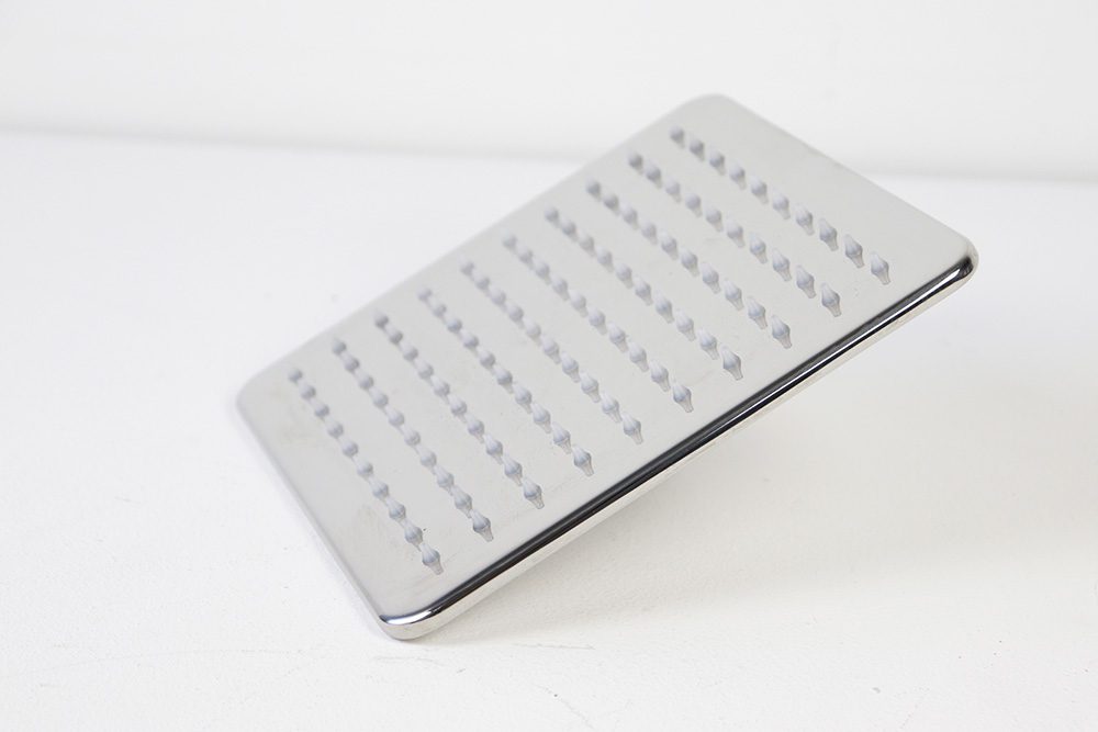 Soffione doccia quadro con bordo bombato in acciaio inox finitura a specchio ERGO